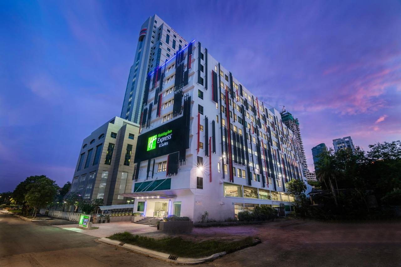 Holiday Inn Express & Suites Johor Bahru By Ihg Экстерьер фото