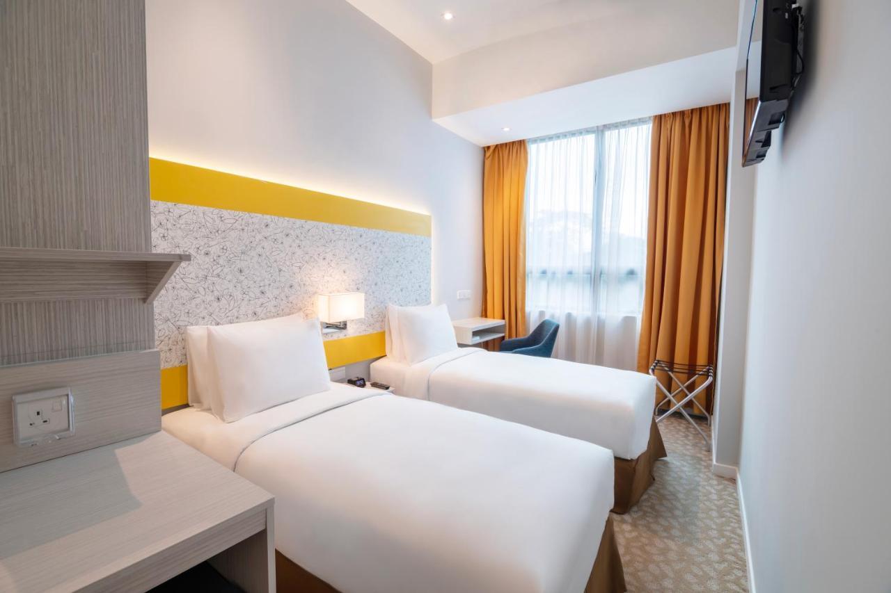 Holiday Inn Express & Suites Johor Bahru By Ihg Экстерьер фото