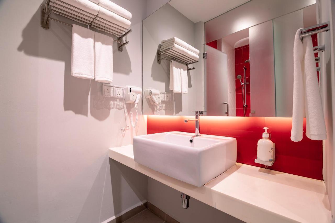 Holiday Inn Express & Suites Johor Bahru By Ihg Экстерьер фото