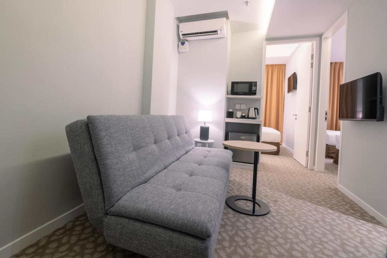 Holiday Inn Express & Suites Johor Bahru By Ihg Экстерьер фото