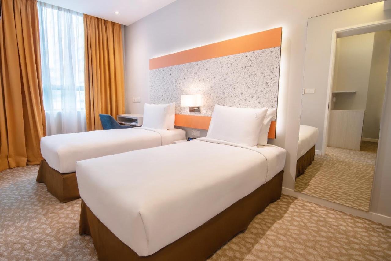Holiday Inn Express & Suites Johor Bahru By Ihg Экстерьер фото