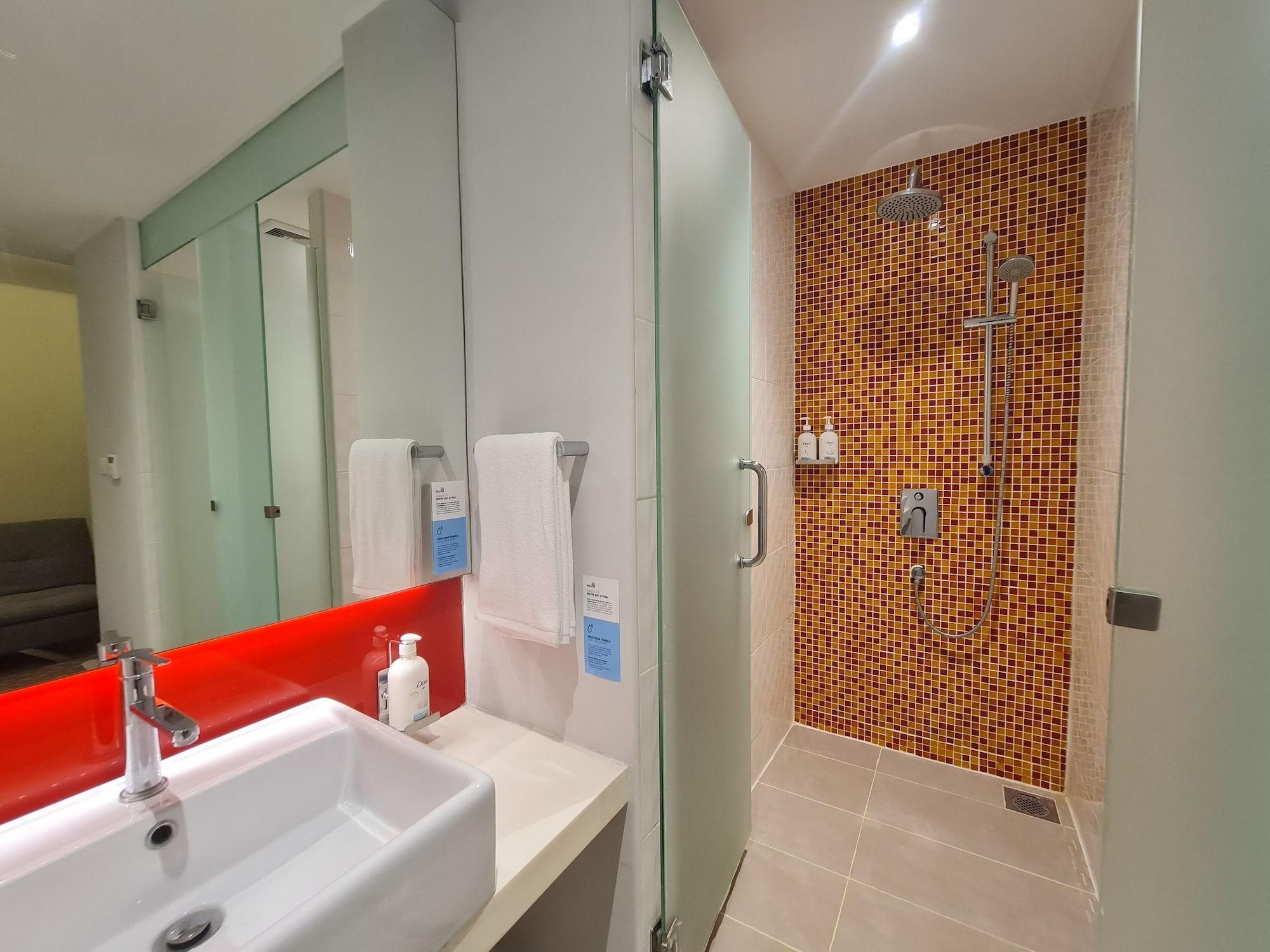 Holiday Inn Express & Suites Johor Bahru By Ihg Экстерьер фото