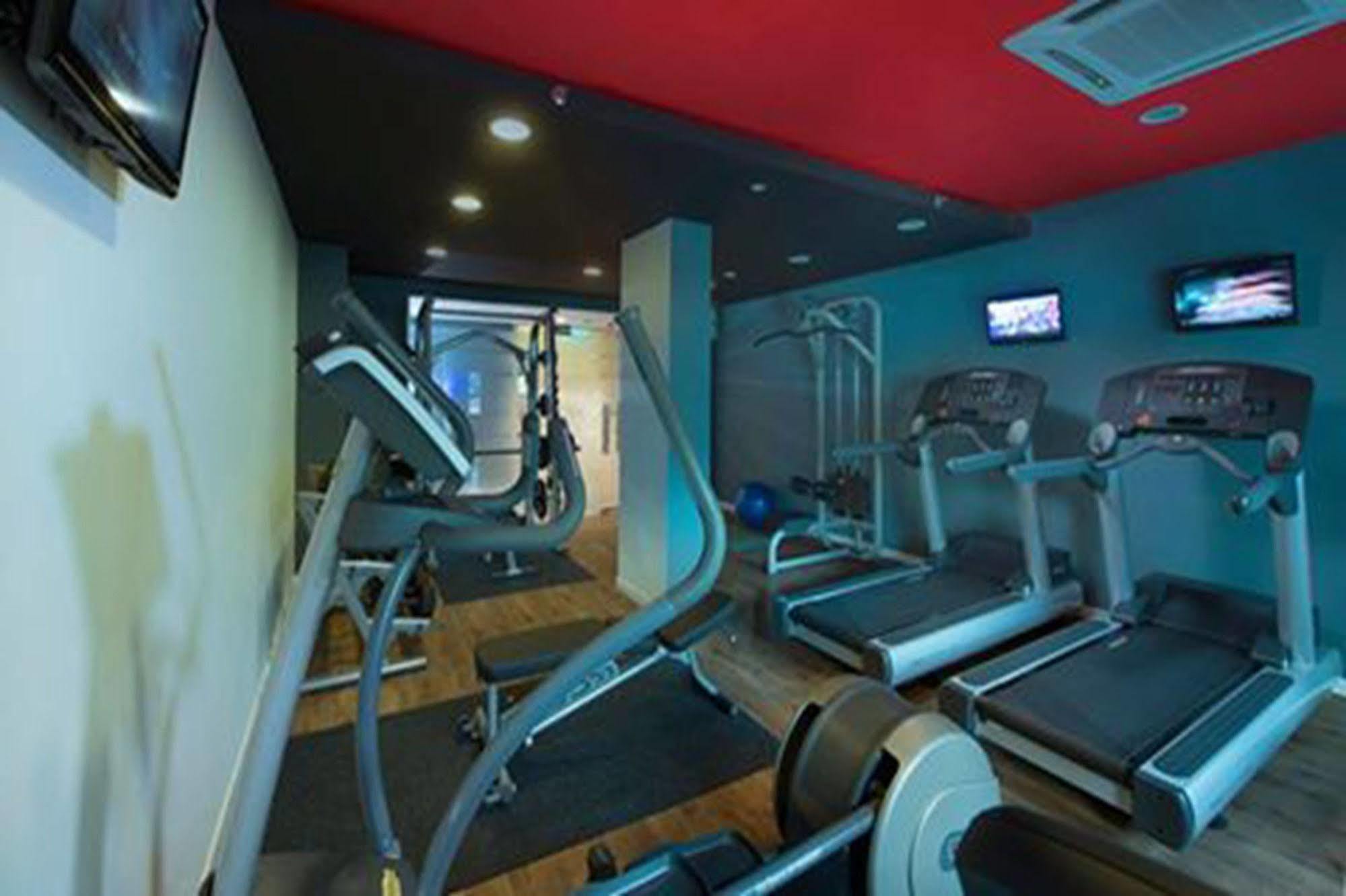 Holiday Inn Express & Suites Johor Bahru By Ihg Экстерьер фото
