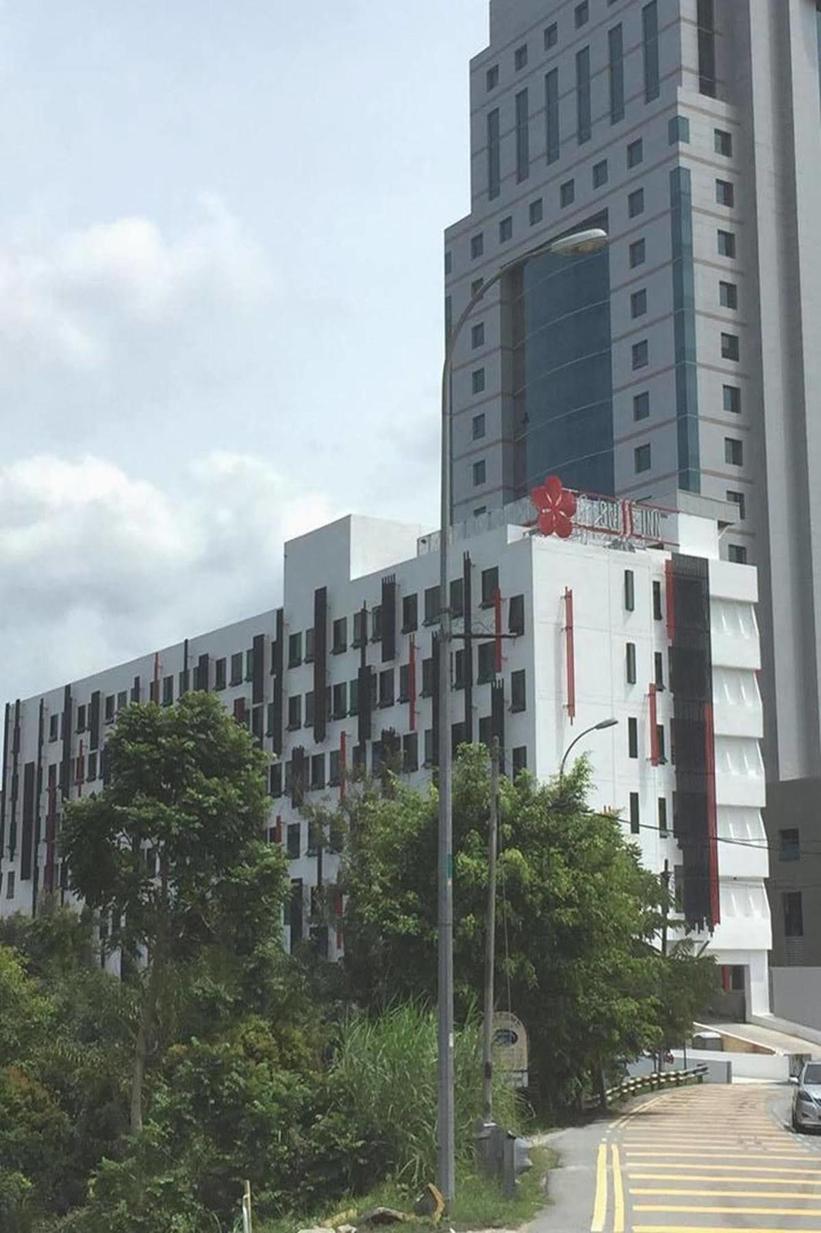 Holiday Inn Express & Suites Johor Bahru By Ihg Экстерьер фото